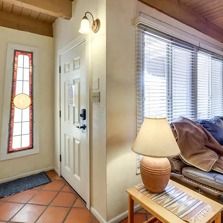 Cozy Southwest Style Condo! *