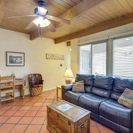 Cozy Southwest Style Condo! Holiday home